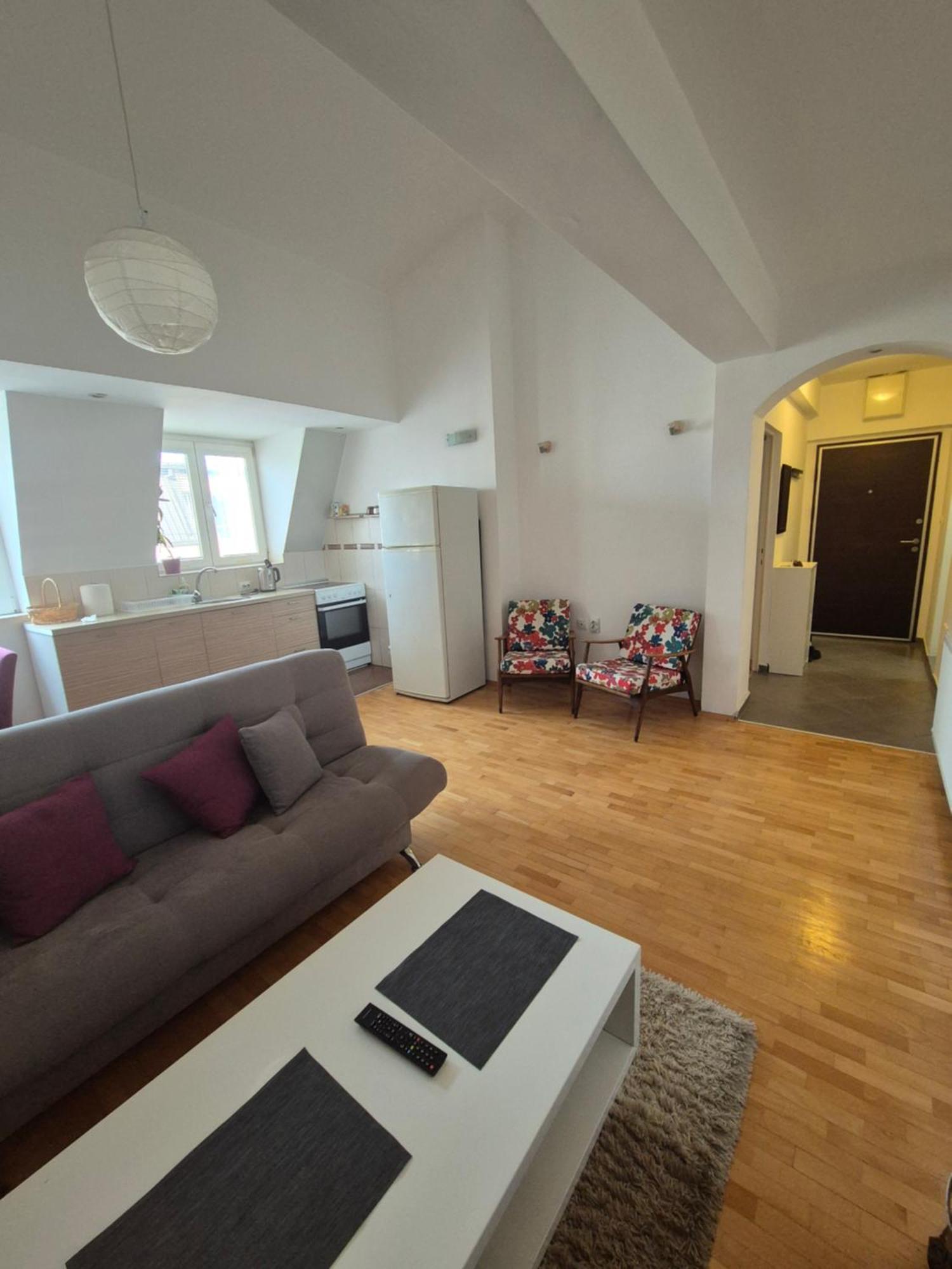 Vortex Apartment Skopje Esterno foto